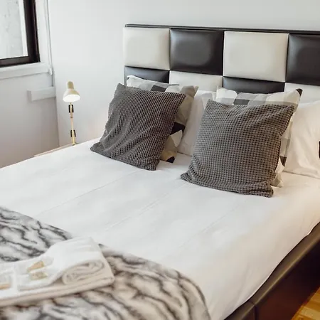 Apartment Downtown Stylish With Garage By Vacationy Porto